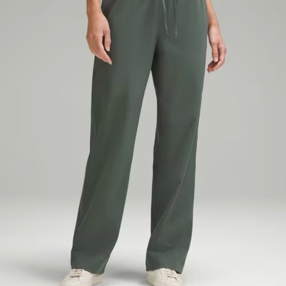 lululemon athletica Green Women's Pants, Sz Large, straight leg, casual, relaxed - Picture 2 of 14